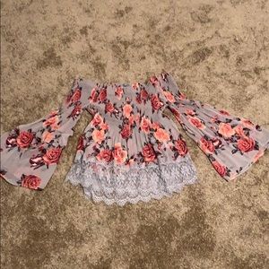 Super cute off the shoulder floral top